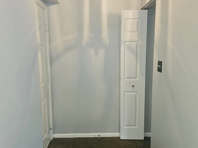 5650 Wade Ct #L — Photo 12