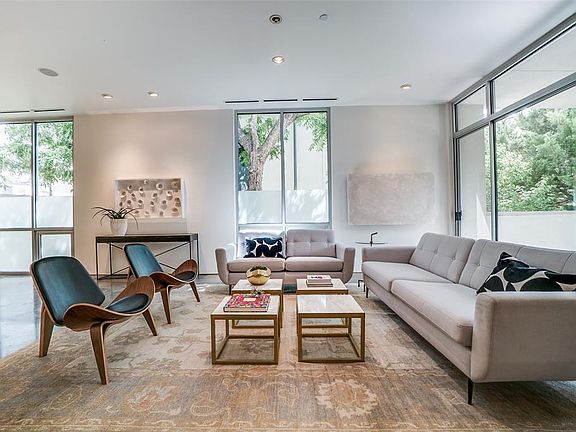 2nd image of 3740 Holland Ave APT 2B