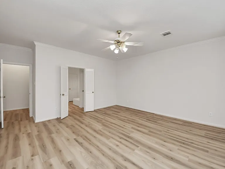 4418 Bermuda Dr — Photo 15