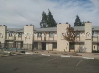 38675 12th St E APT 11, Palmdale, CA 93550