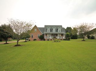 121 Ewing Dr, Portland, TN 37148