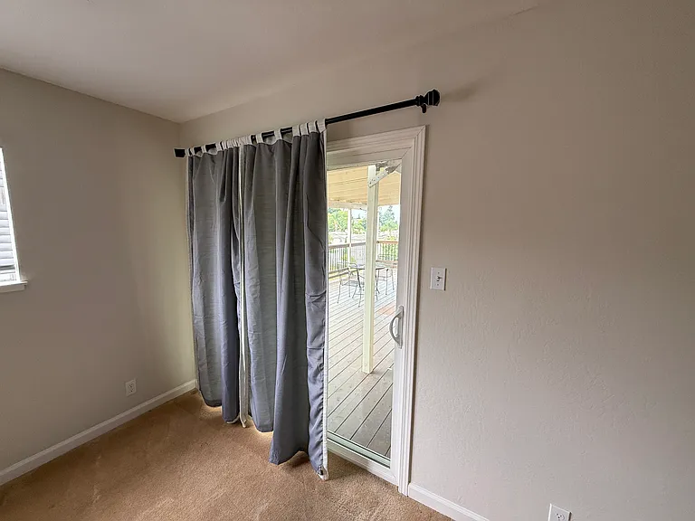 2027 Nina Ct — Photo 31