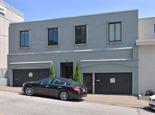 1104 Grandview Ave #1, Pittsburgh, PA 15211