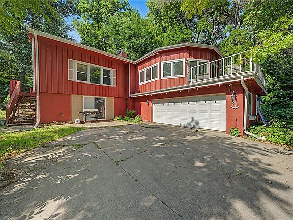 2nd image of 217 Franklin Ave
