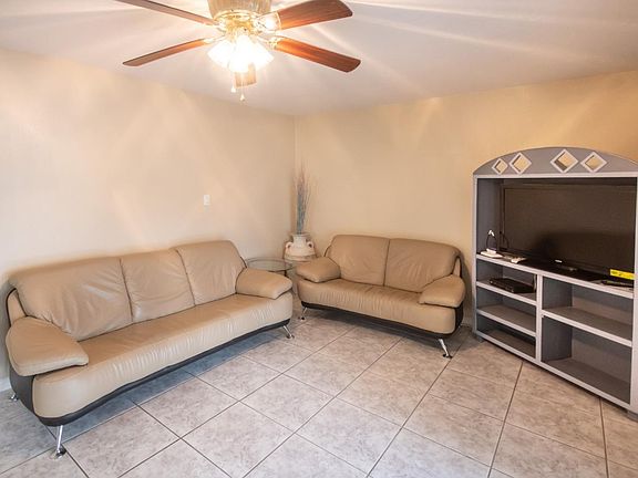 5th image of 2954 Rossmore Ln