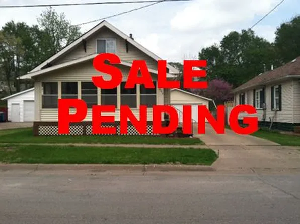 1009 Sycamore St, Muscatine, IA 52761