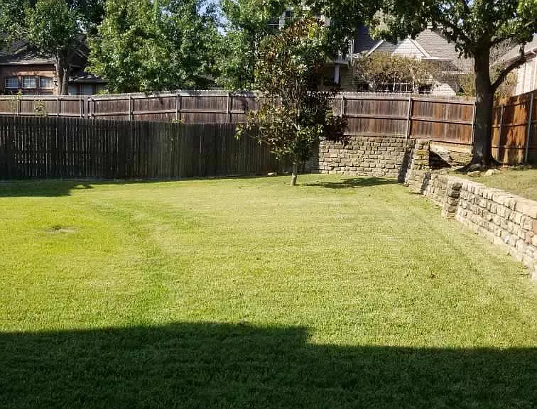 7717 Lakecrest Ct — Photo 43