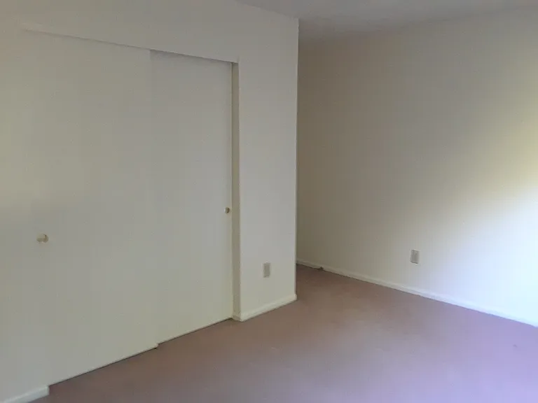 3540 Chesapeake Dr — Photo 9