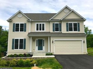 10109 Lily Pond Dr, Laurel, MD 20723