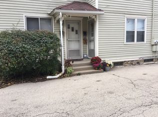 225 W Main St APT A, Cary, IL 60013