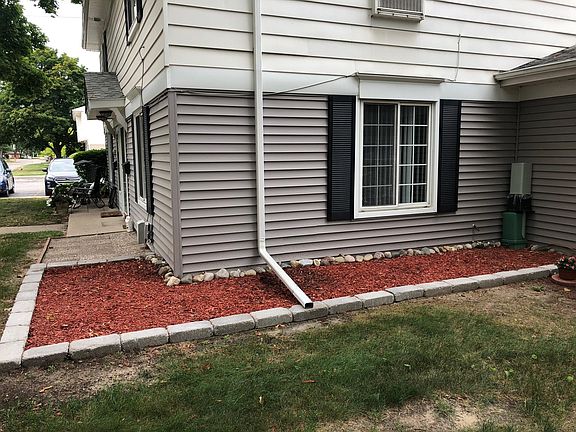 2nd image of 38078 Greenwood St