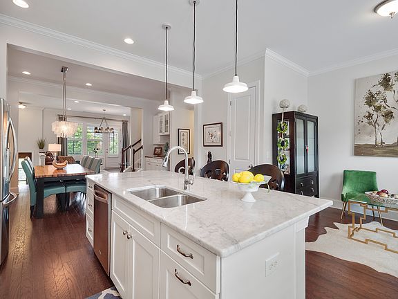 Kitchen and Breakfast Nook