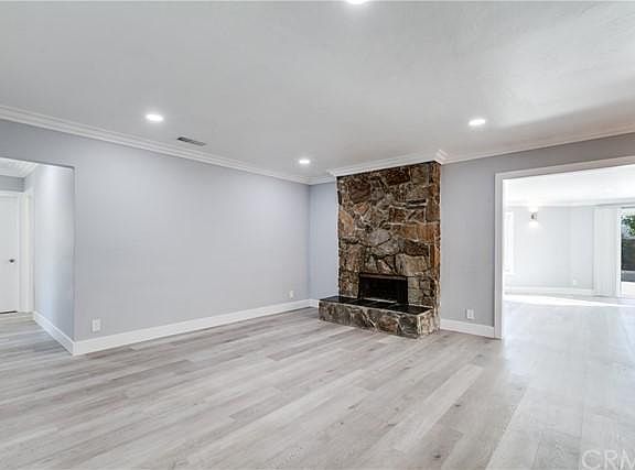 3rd image of 225 N Linda Ter