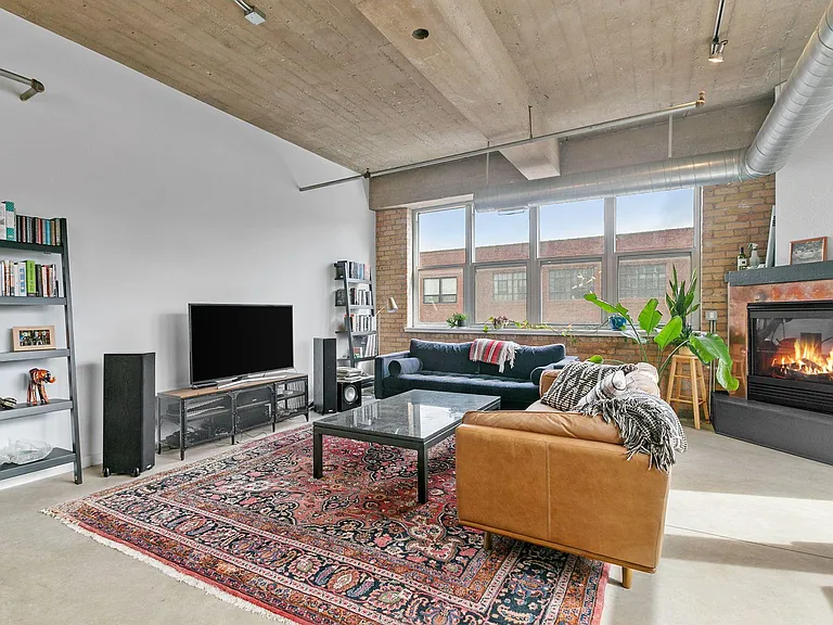 901 N 3rd St #408 — Photo 2
