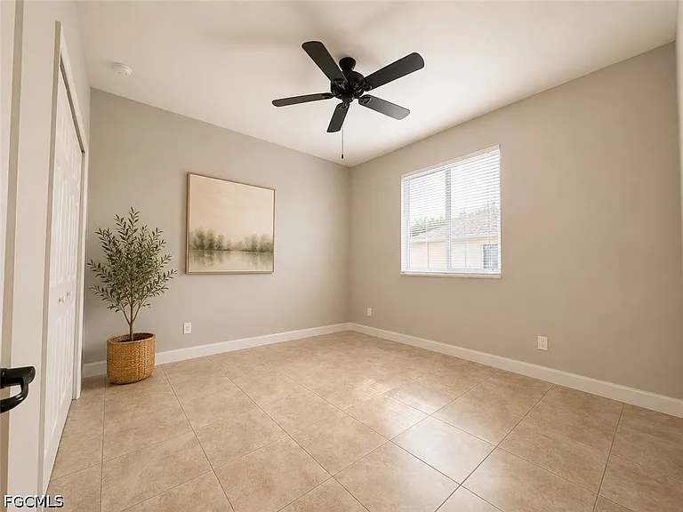 4035 SW 8th Pl #101 — Photo 12