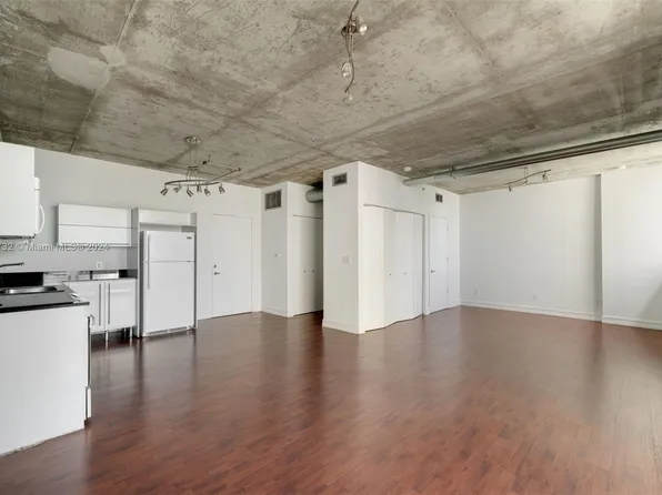 690 SW 1st Ct APT 1921, Miami, FL 33130