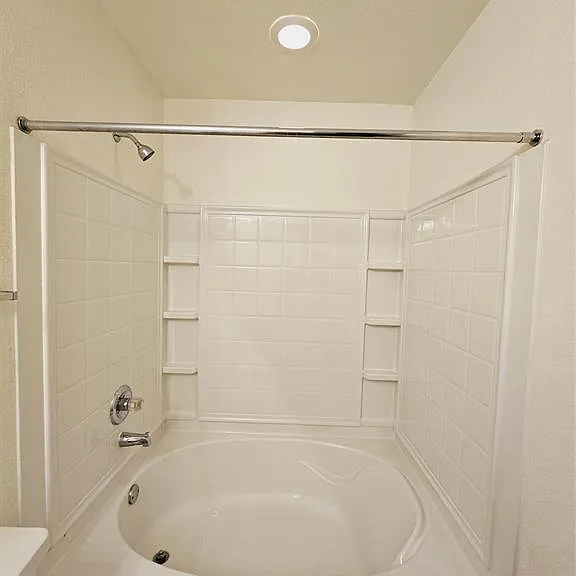 7020 Doyal Dr — Photo 10