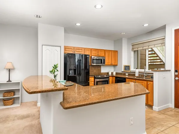 75-5919 Alii Dr APT H2, Kailua Kona, HI 96740