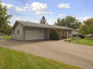 6824 Gerdine Path, Rosemount, MN 55068