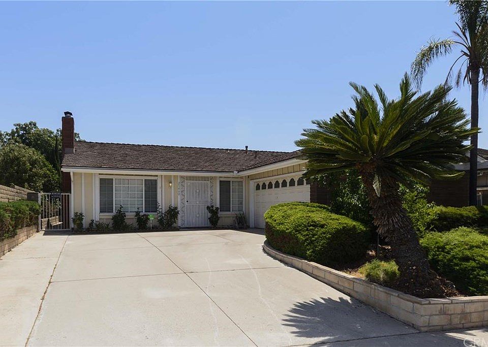 1st image of 21460 Bella Pine Dr