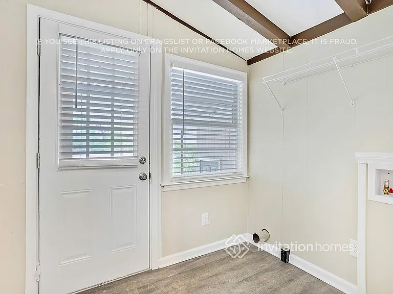 562 Collingwood Dr — Photo 11