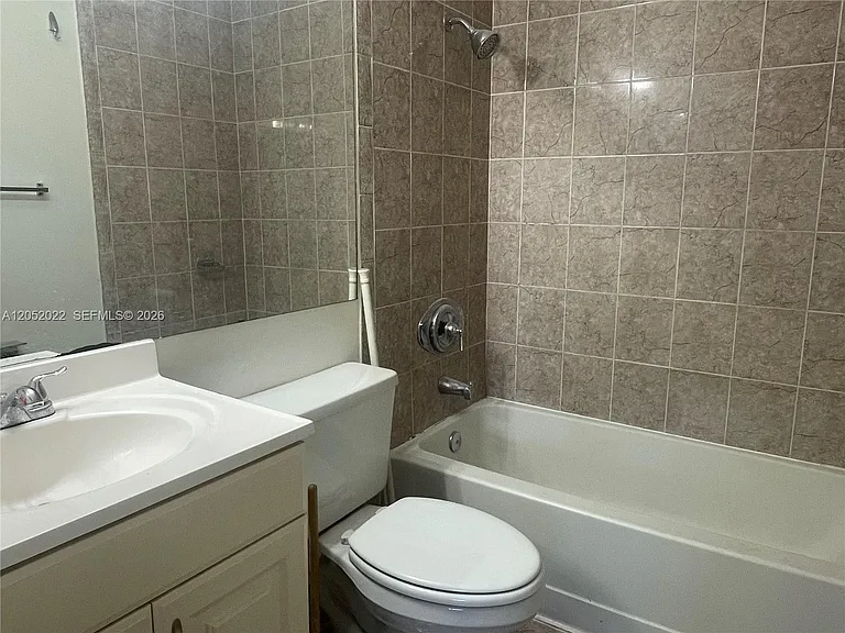 15610 SW 80th St #J-304 — Photo 9