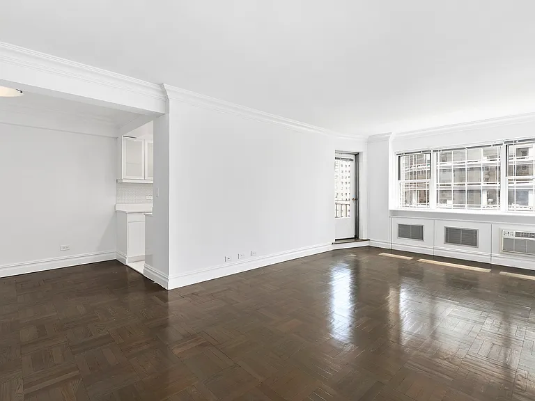 301 E 66th St #3O — Photo 3