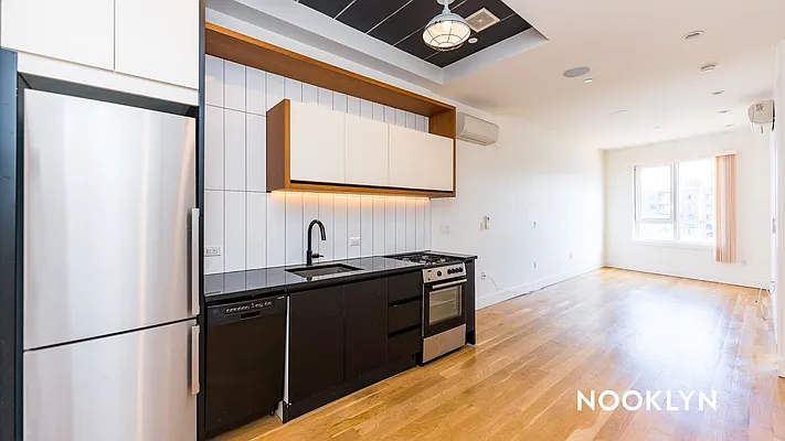 Rented by Nooklyn NYC LLC | media 27