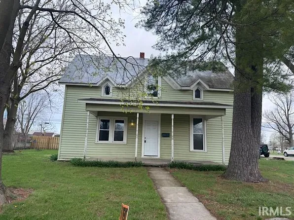111 E 2nd St, Ridgeville, IN 47380