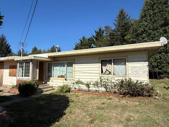 120 W Coolidge Ave, Crescent City, CA 95531