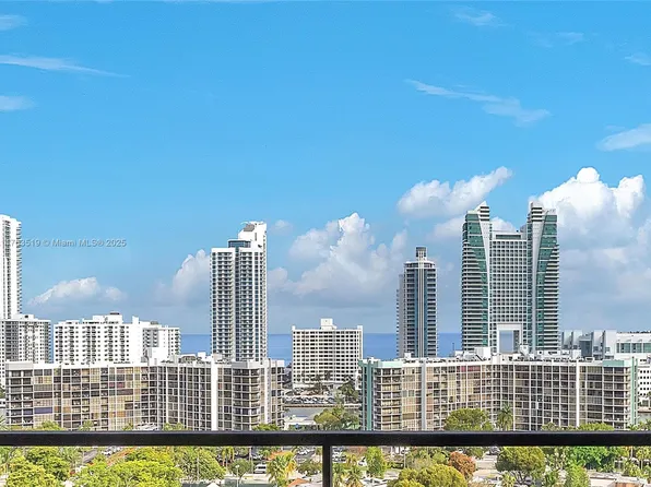 2500 Parkview Dr APT 1704, Hallandale Beach, FL 33009