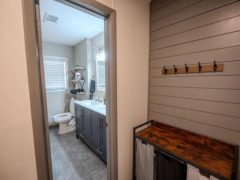 505 Cypress Ave — Photo 10