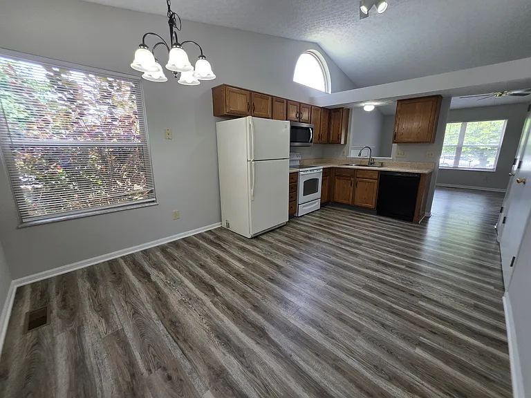 7253 Fablegate Ct — Photo 12