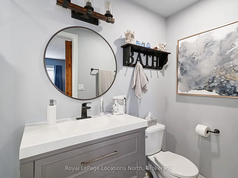 12 Silver Glen Blvd — Photo 36