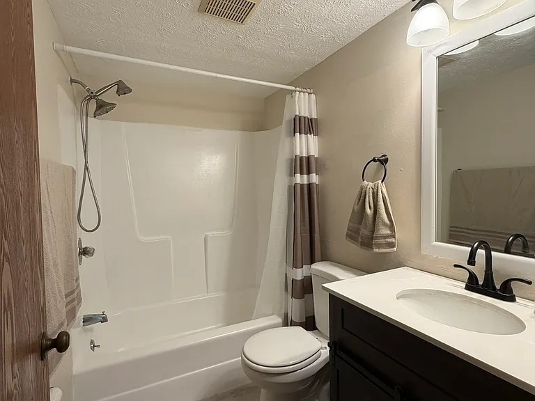 320 Brown St #709 — Photo 17