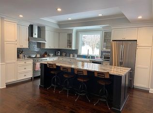 170 Rolling Hill Dr, Millington, NJ 07946