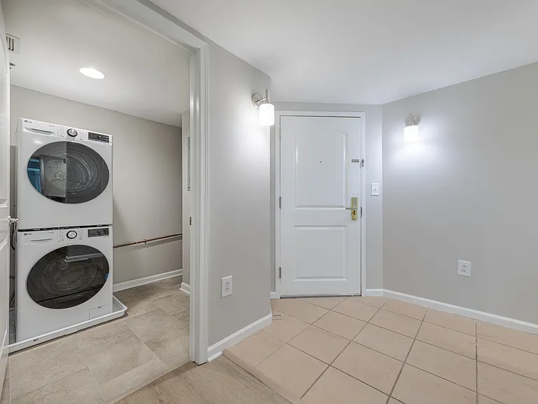 Cherry Hill Towers — Photo 18