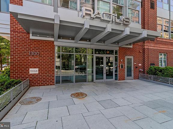 2nd image of 1300 N St NW APT 15