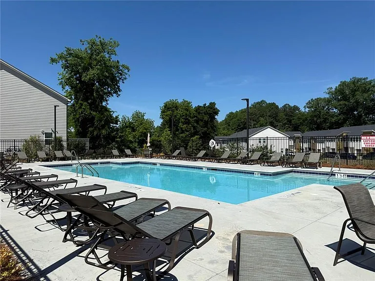1682 Hannah Ter NW — Photo 25
