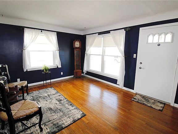 3rd image of 12820 Willard Ave