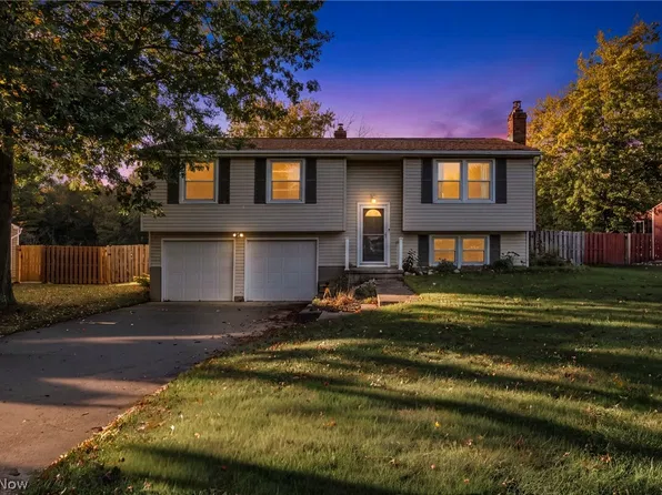 22266 Lorraine Dr, Strongsville, OH 44149