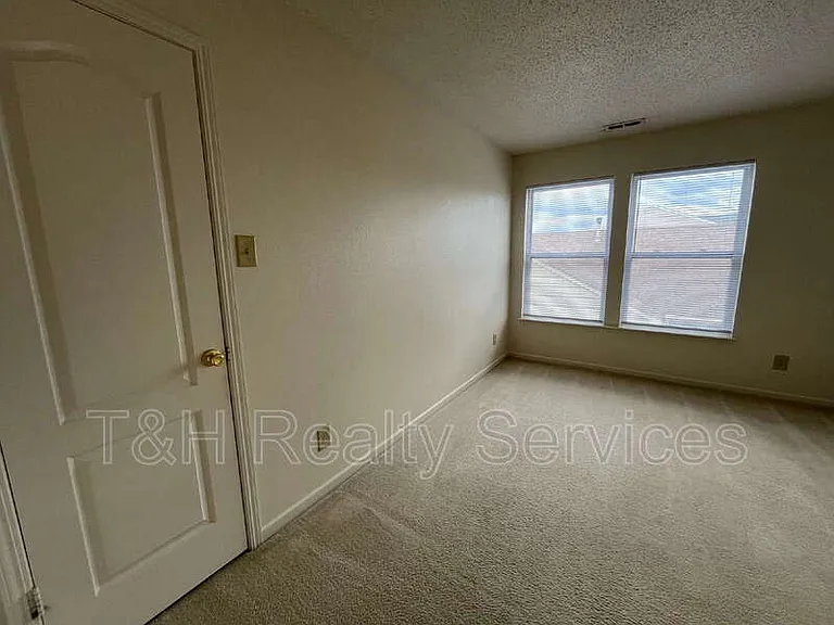 6146 Big Stone Dr — Photo 17