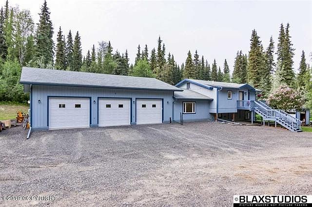 1st image of 373 Louise Ln