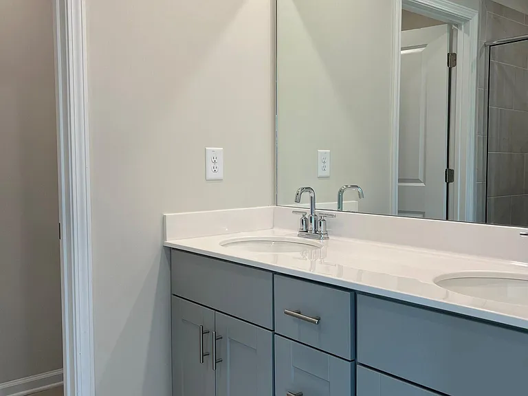1692 Villageside Ct — Photo 10