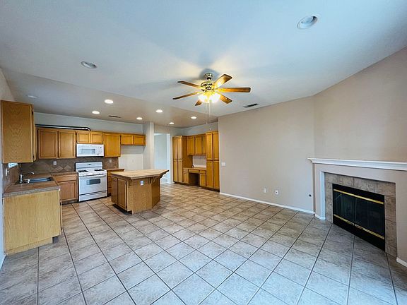 4th image of 13278 Luna Rd