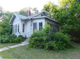 292 Middle Rd, Falmouth, ME 04105