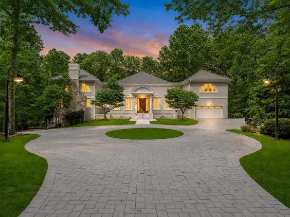 6309 Wakefalls Dr, Wake Forest, NC 27587