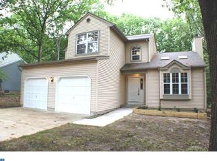 11 Carr Ln, Sicklerville, NJ 08081