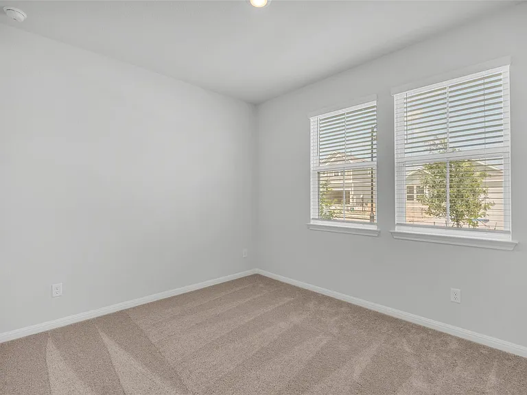 2412 Ekvall Dr — Photo 12