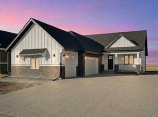 150 SW Muirfield Blvd, Lyalta, AB T0J1Y1